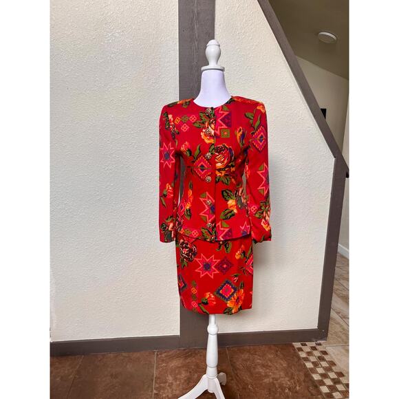 Vintage Designer Emanuel Ungaro Paris Red Floral Suit Set - Picture 3 of 10